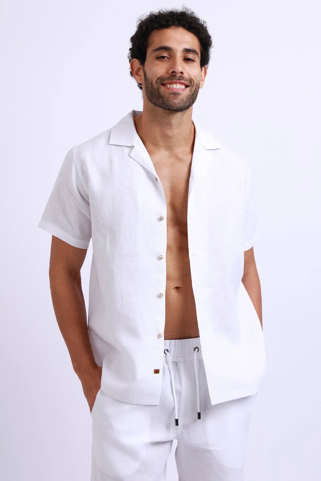 VOYAGE Linen Shorts PARISSARA