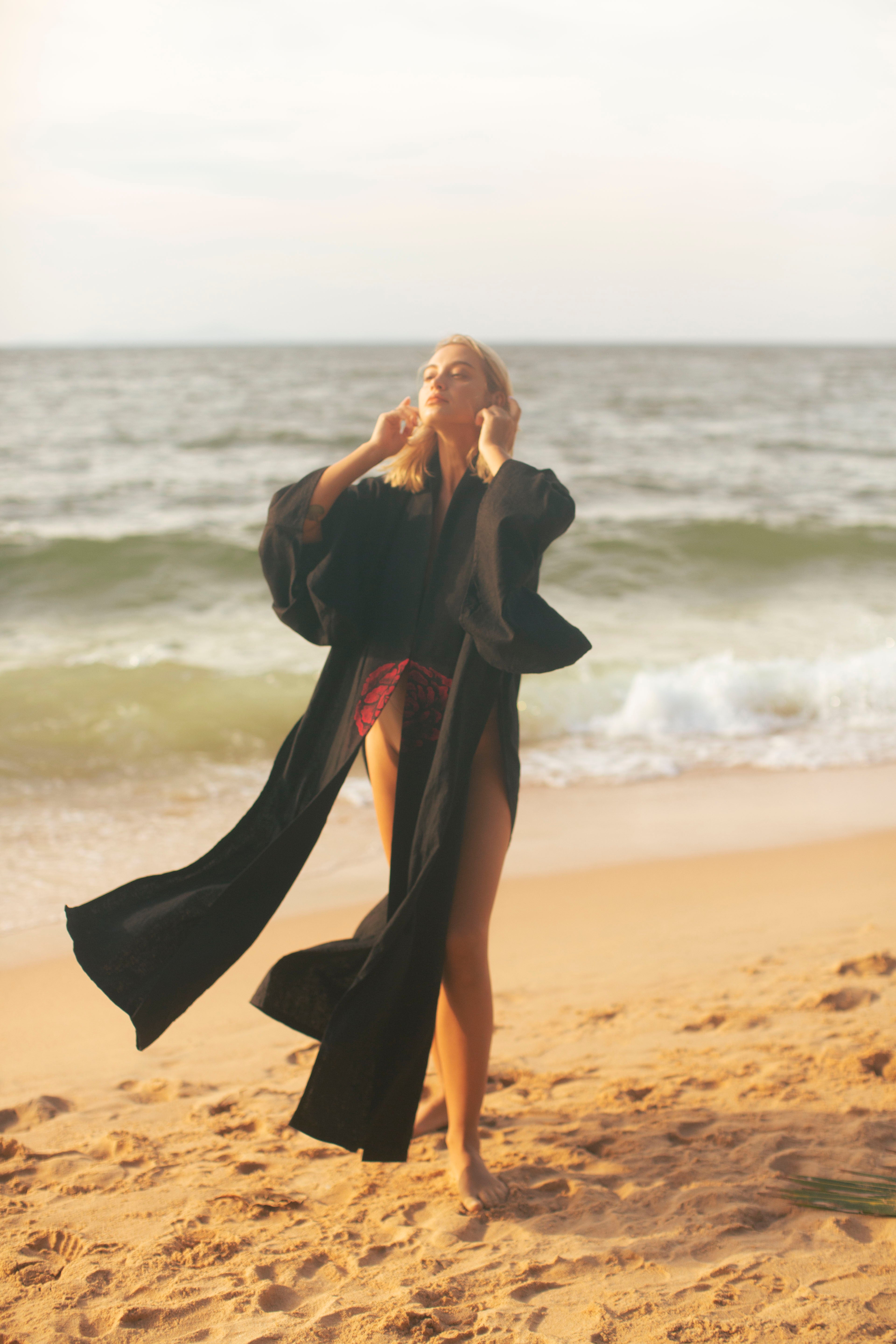 Lilia Robe Midnight Rose PARISSARA