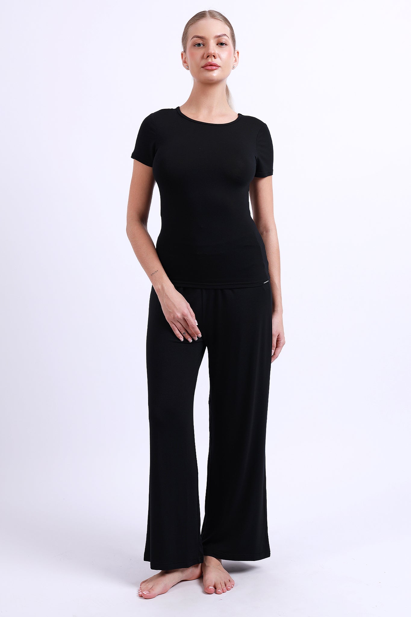 ESCAPE Lounge Set PARISSARA